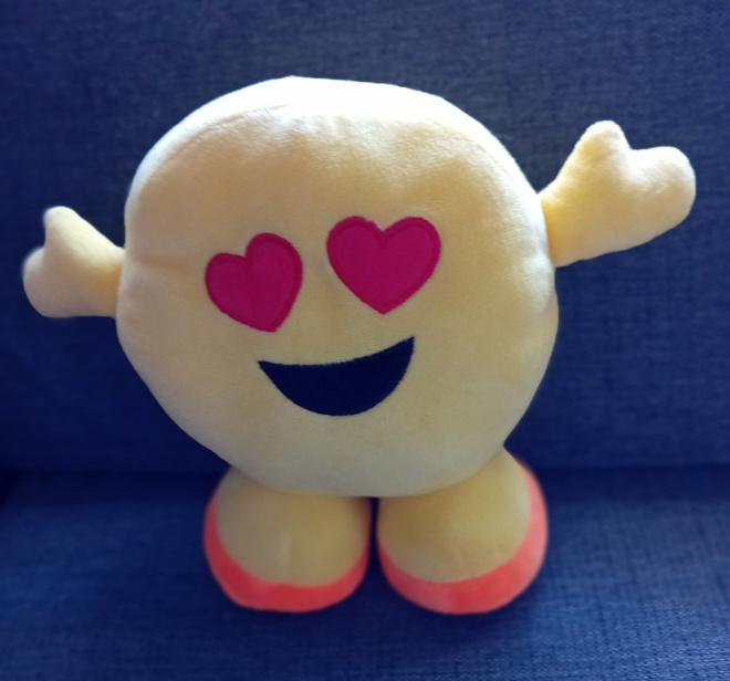 Emoji pehmolelu Uusi!