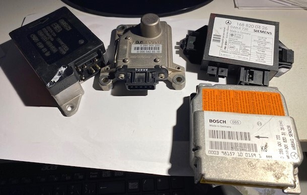 RELEITÄ  MERCEDES  W168
