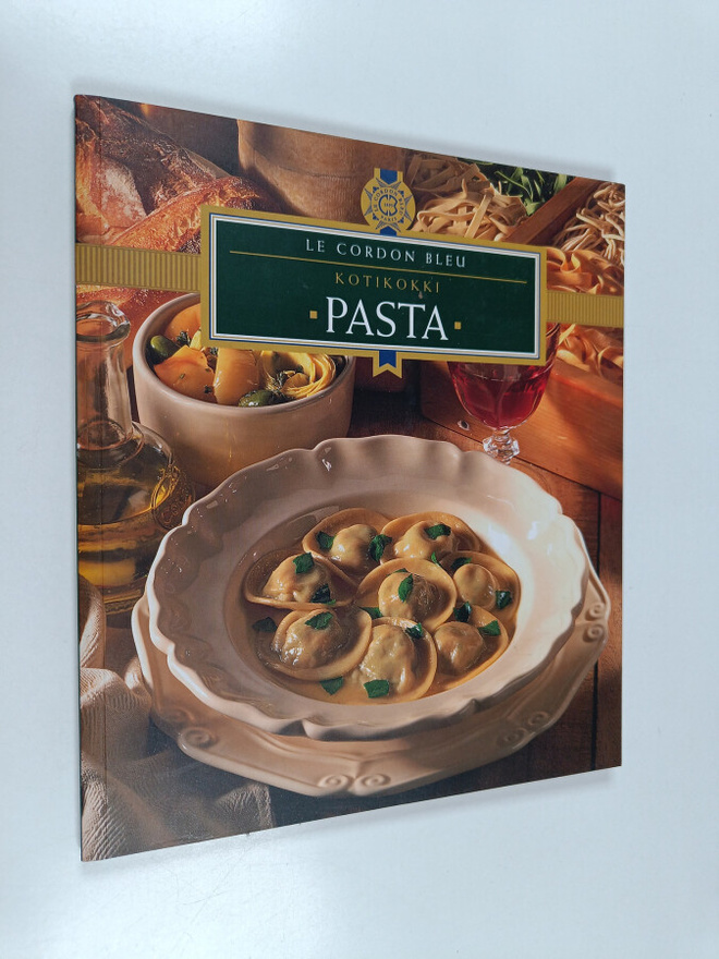 Kay (toim.) Halsey : Pasta