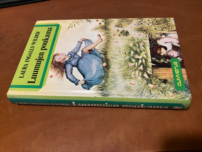 LAURA INGALLS WILDER LUUMUJEN POUKAMA HYVÄ