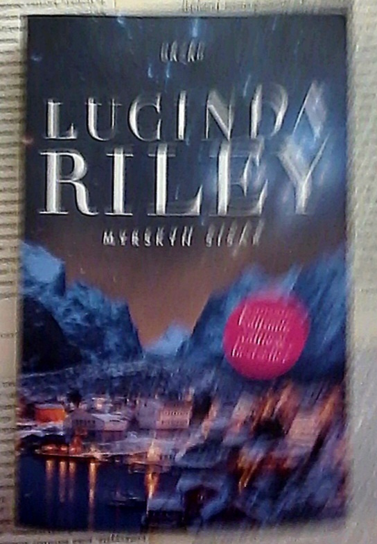 Lucinda Riley - Myrskyn sisar (pokkari)
