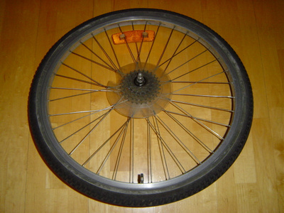 PYÖRÄN MAASTOPYÖRÄN MTB 26" TAKAPYÖRÄ * VARAOSA