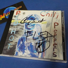 RED HOT CHILI PEPPERS - BY THE WAY CD KAHDELLA NIMMARILLA - pikkukuva 1