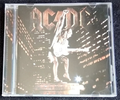 AC/DC: Stiff Upper Lip