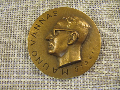 Mauno Vannas mitali 70 V 1961 /Oskari Jauhiainen 1961