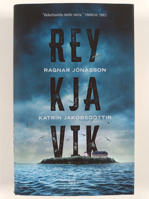 Ragnar Jonasson ym. : Reykjavik