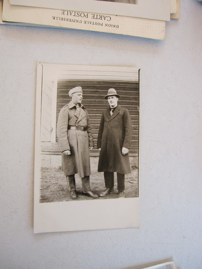 VANHA POSTIKORTTI - sotilas & siviili