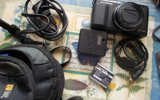 OLYMPUS