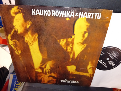 Mini Lp Kauko Röyhkä ja Narttu : Paha maa ( SIS POSTIKULU )