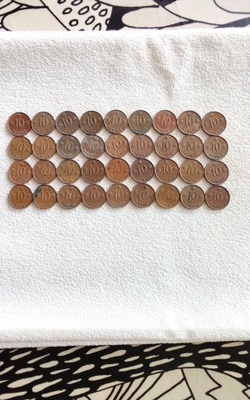 Suomi 10 pennin kolikoita 36 kpl. 1920-1940 väliltä,kuparia