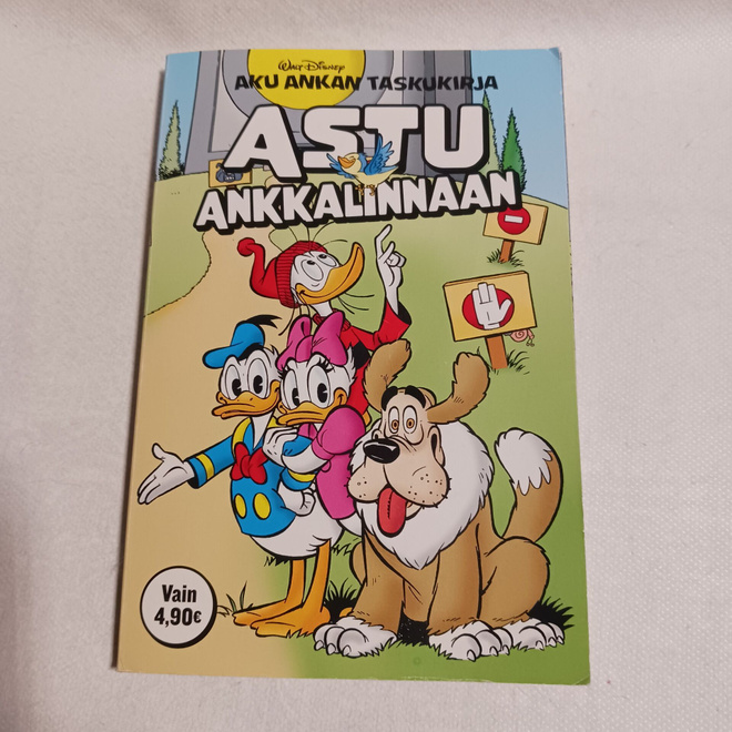 Walt Disney Aku taskari Astu Ankkalinnaan