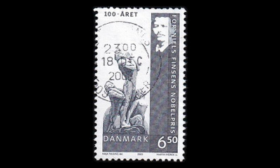 Tanska 1354 o Ensimmäinen tanskalainen Nobel-palkittu (2003