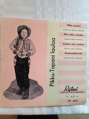 KUVAPUSSI EP-LEVY: PIKKU- TAPANI LAULAA