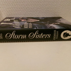 Mintie Das - Storm Sisters: Kuohuva maailma - pikkukuva 3