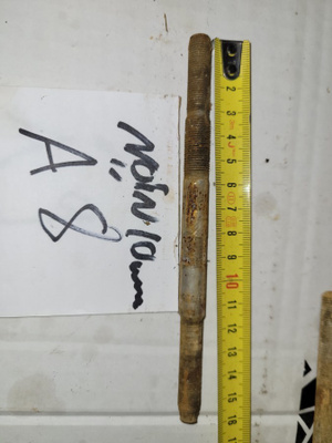 Tunturi tai muu vanha mopo akseli 10mm