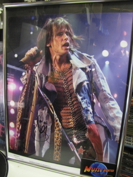 AEROSMITH TAULU STEVEN TYLERIN NIMMARILLA !