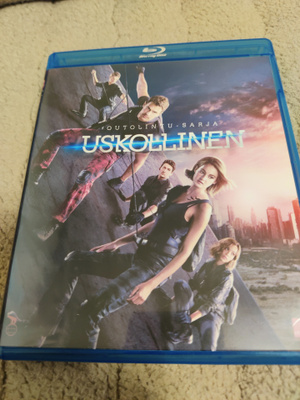Outolintu Sarja - Uskollinen (Shailene Woodley) Blu-ray