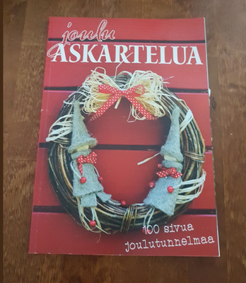 Jouluinen askartelupaketti