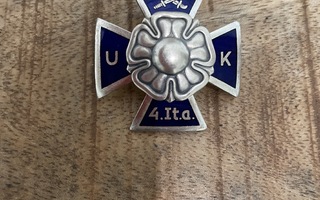 Ilmatorjuntaupseerikurssi 4 kurssiristi