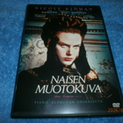 NAISEN MUOTOKUVA    -    DVD - pikkukuva 1