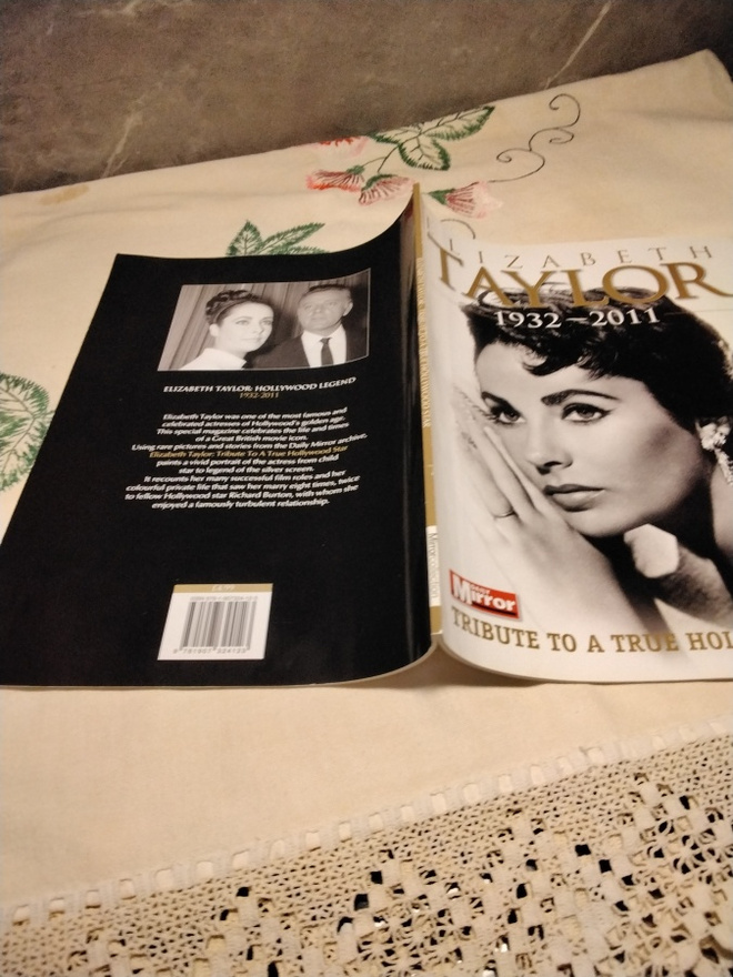 Elisabeth Taylor upea kuvateos hänen elämästään