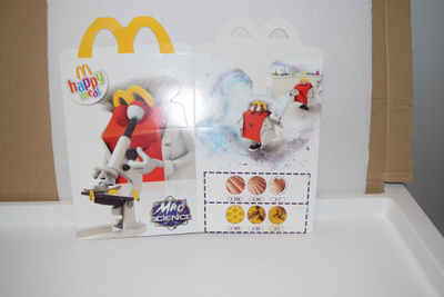 Mcdonald's happy meal laatikko x2