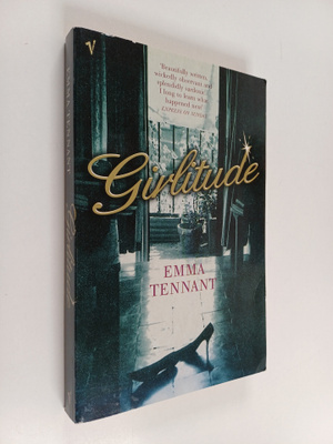 Emma Tennant : Girlitude - A Memoir of the 50s and 60s
