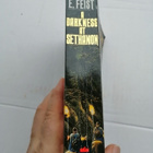 Feist, Raymond E.: Riftwar trilogy 3: Darkness at Sethanon - pikkukuva 3