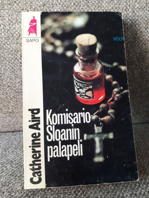 Catherine Aird: Komisario Sloanin palapeli