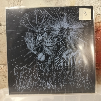 TRAUMATIZER - S/T 7"