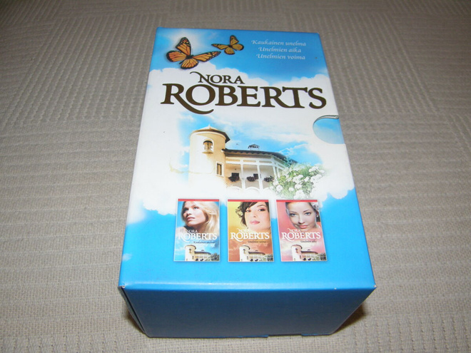 Nora Roberts Unelmatrilogia -pok