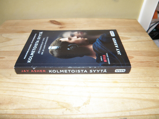 Jay Asher Kolmetoista syytä (nidottu)