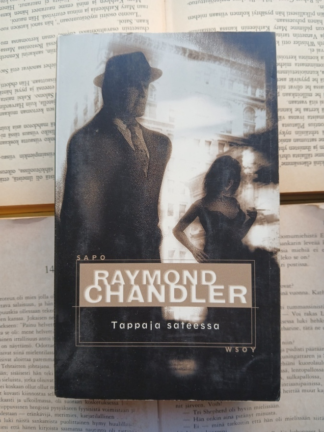 Raymond Chandler - Tappaja sateessa (pokkari)