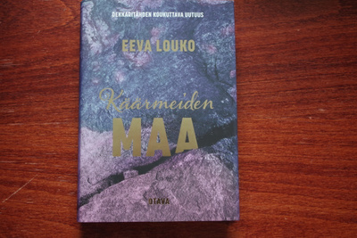 Eeva Louko: Käärmeiden maa (2023)