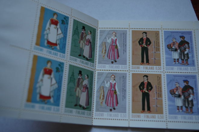 Postituore Kansanpuvut-vihko 1972 V4**