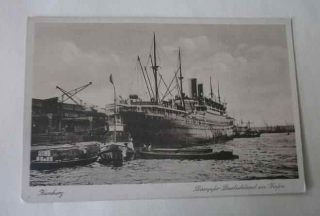 Hamburg, s/s Deutschland ja muita laivoja laiturissa, ei p.