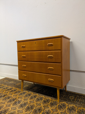 Teak lipasto 60-luku