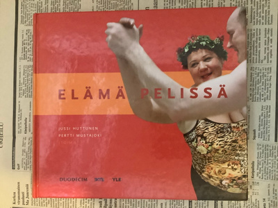 Pertti Mustajoki (ym.) - Elämä pelissä (sid.)