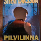Stieg Larsson: Pilvilinna Joka Romahti,  1.p - pikkukuva 1