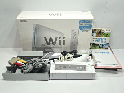 Nintendo Wii konsoli laatikossaan