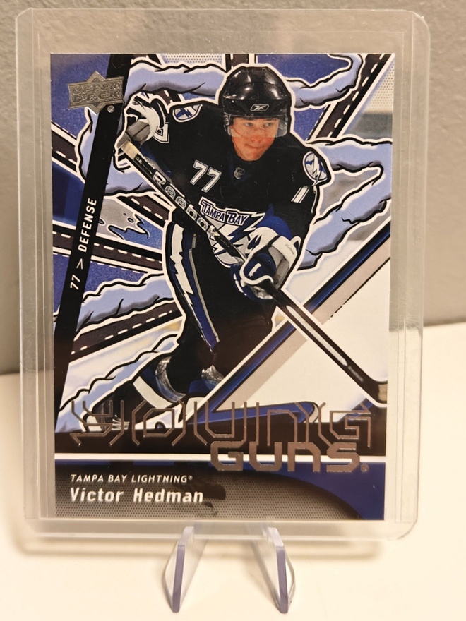2024-25 Upper Deck Young Guns Renewed Series 1 Victor Hedman