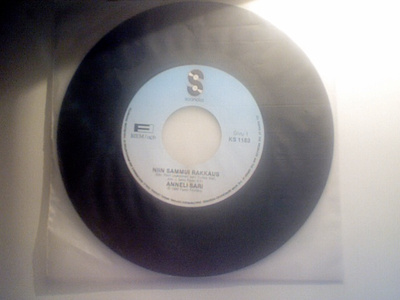 ANNELI SARI :: NIIN SAMMUI RAKKAUS :: VINYYLI 7" 1990