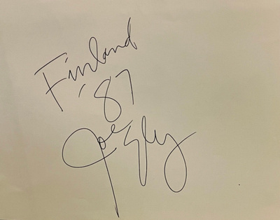 Joe Ely nimikirjoitus paperilla