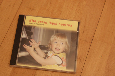 Niin usein lapsi opettaa CD