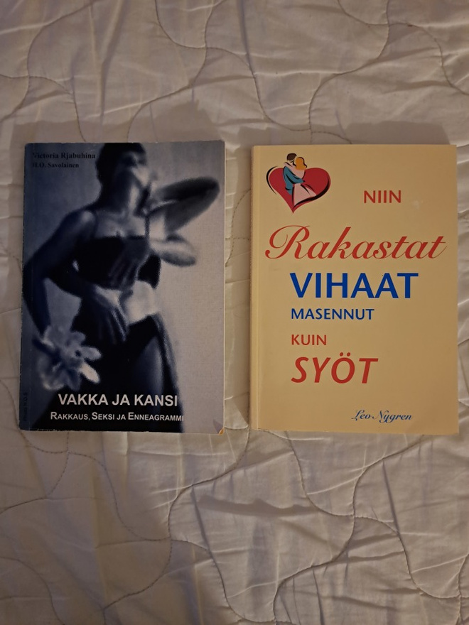 Niin rakastat, vakka ja kansi