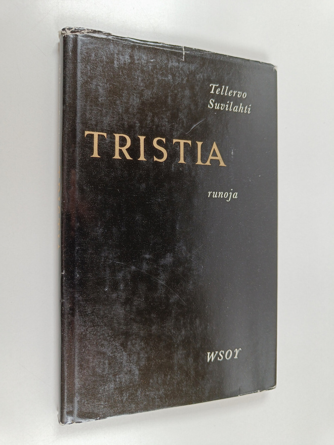 Tellervo Suvilahti : Tristia : runoja