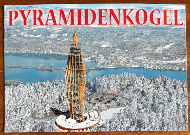 Pyramidenkogel- näköalatorni Kärntenissä Itävallassa