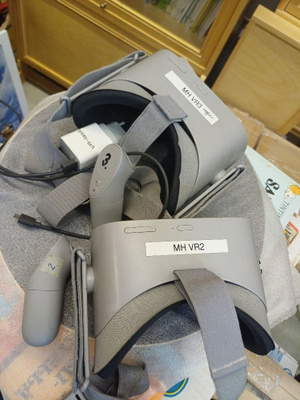 2 kpl Oculus Go VR-lasit + ohjaimet, Standalone VR-headset