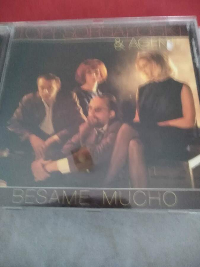 Topi Sorsakoski & Agents Besame Mucho