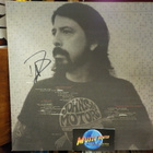 FOO FIGHTERS LP: N SISÄPUSSI DAVE GROHL NIMMARILLA - pikkukuva 1